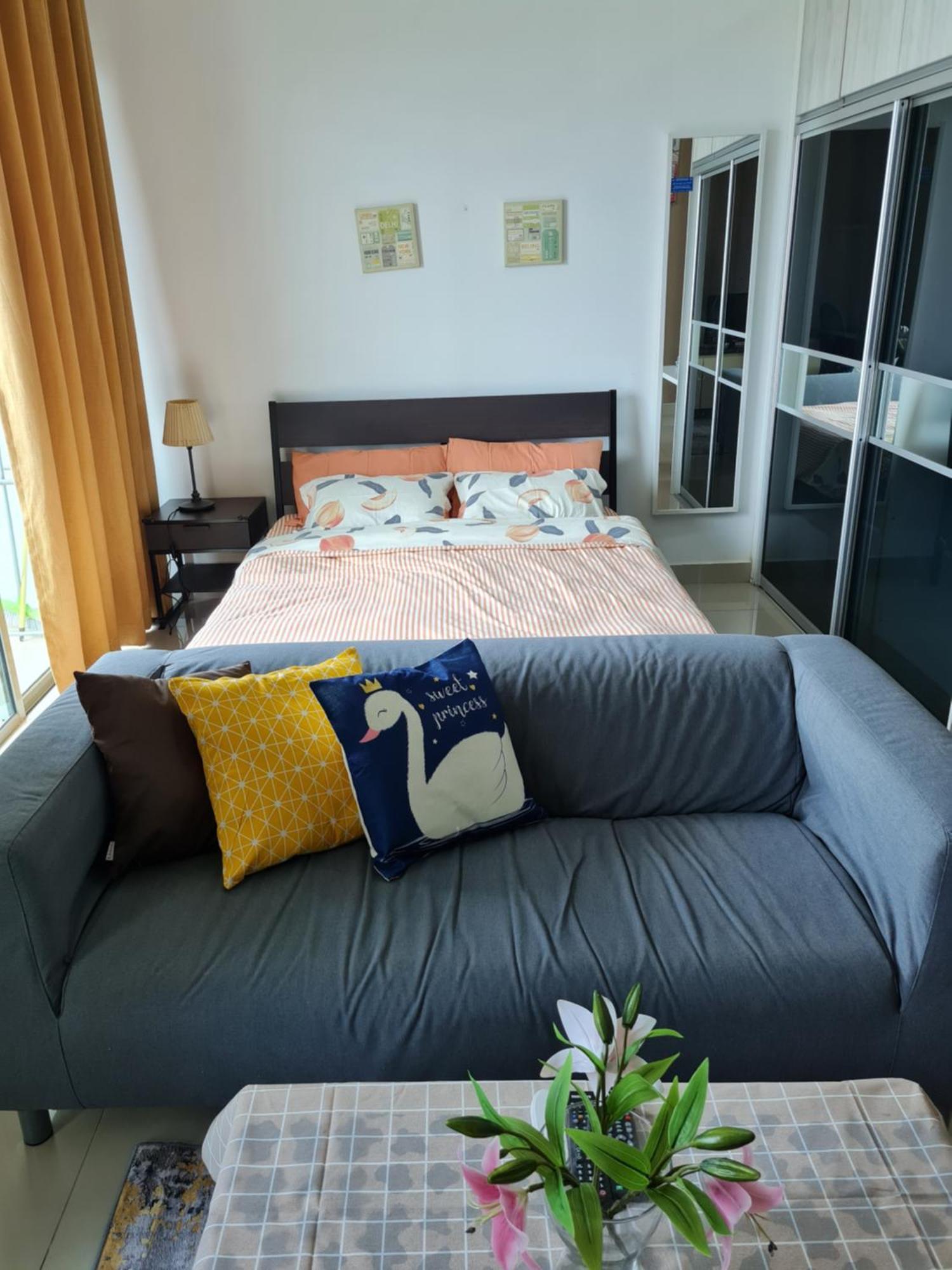 Retreat At Cybersquare Apartment Cyberjaya Bagian luar foto